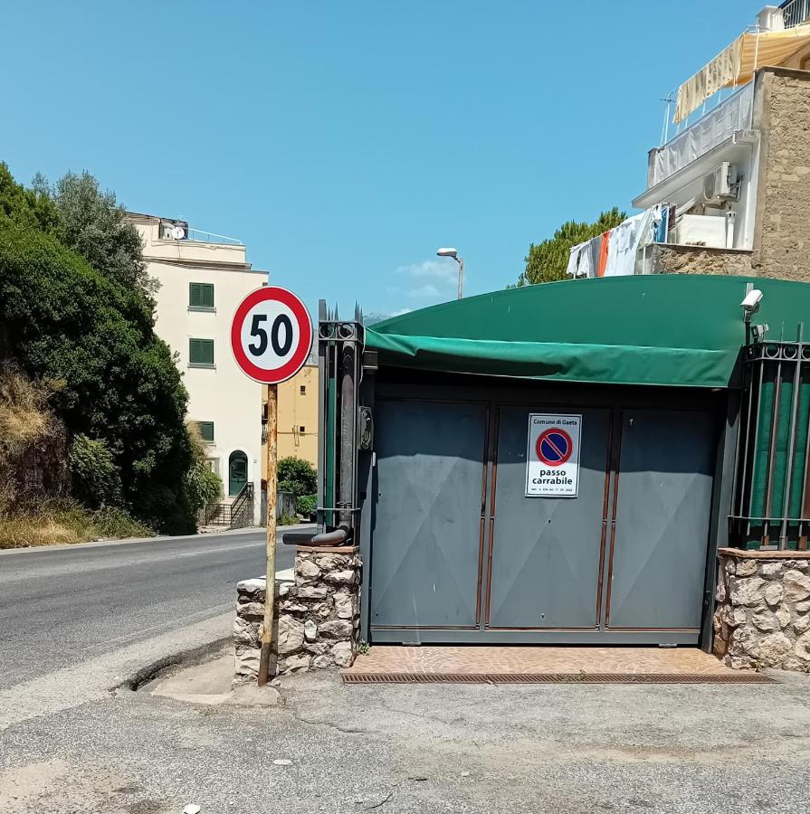 Emari Home Gaeta Bagian luar foto